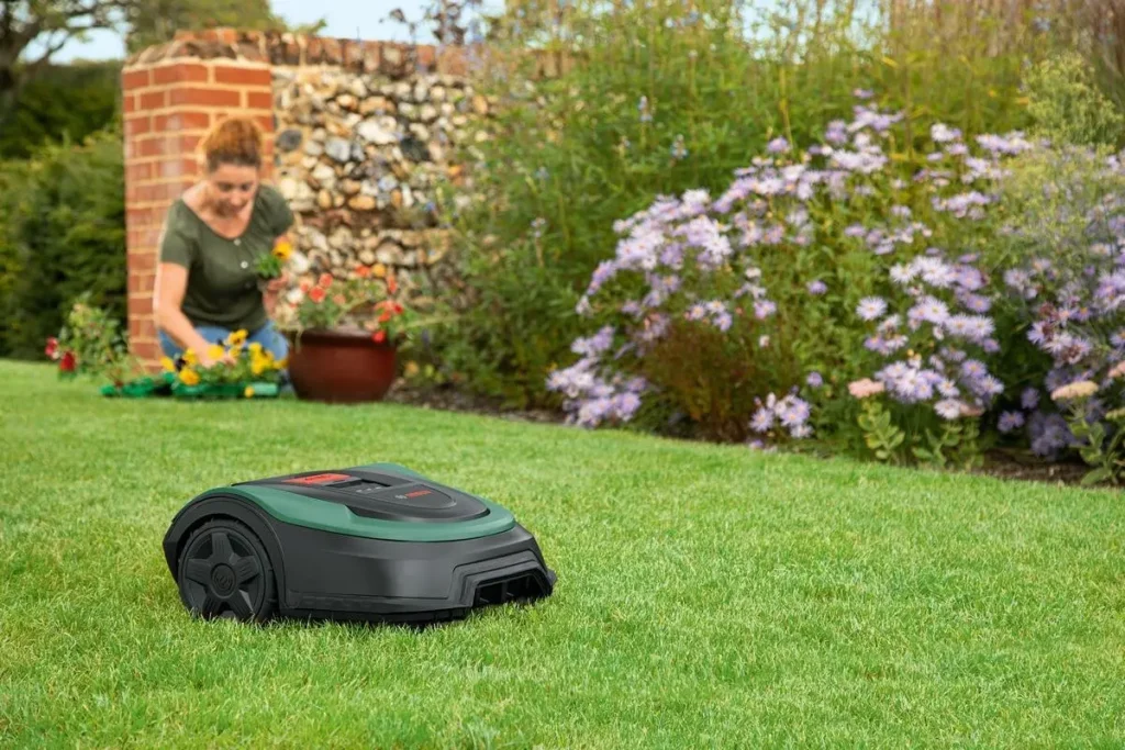 Robot grasmaaier doet het werk