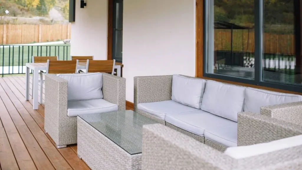 beste schoonmaakmiddelen voor een tuin loungeset 